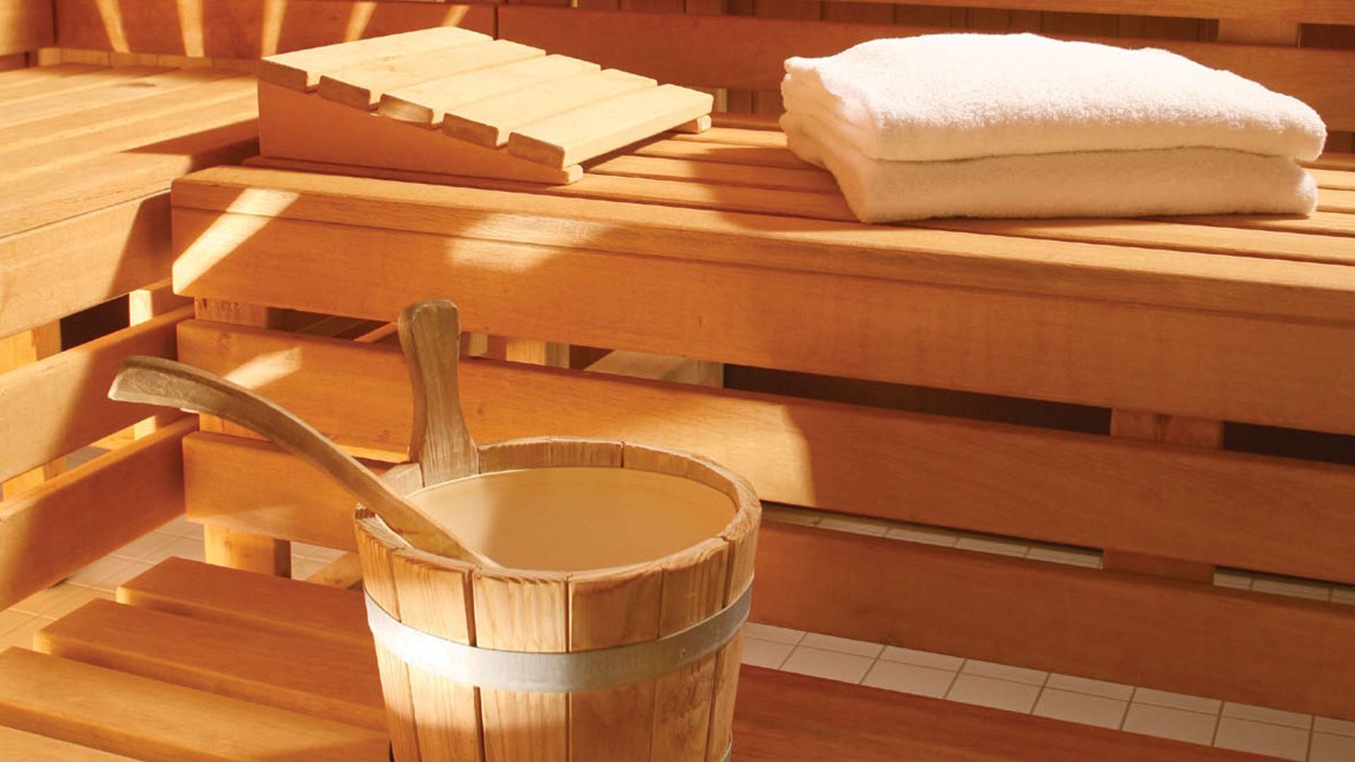 huile essentielle d'aromathérapie couleur aléatoire accessoire de salle de sauna bol d'huiles essentielles en acier inoxydable pour sauna et spa Support pour huile essentielle de sauna 